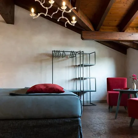 Valrosa Country Bed and Breakfast