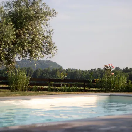 Valrosa Country Bed and Breakfast 3*